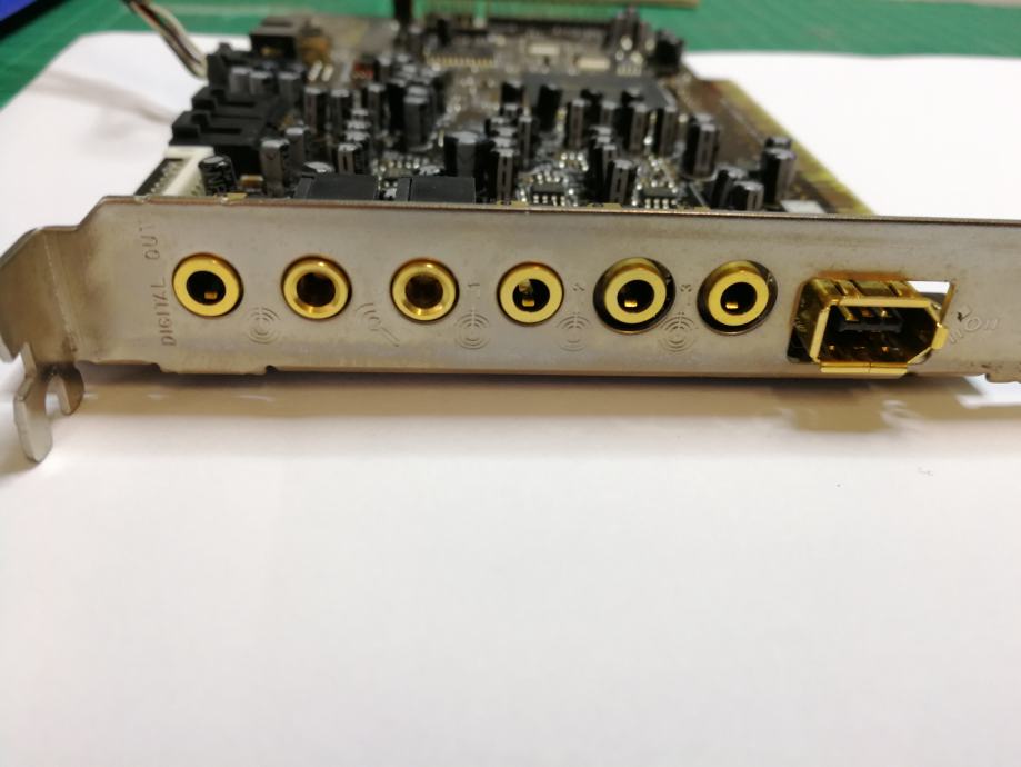 Sound Blaster Audigy2 ZS SB0350 5.1 Channels 24-bit 192KHz PCI I