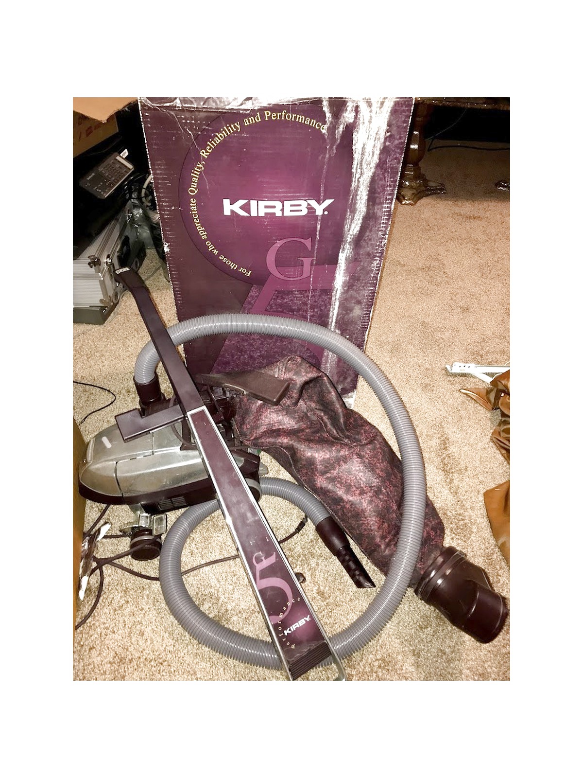 Kirby G4 Generation 4 Upright Vacuum Cleaner   close to New Lots of Ac