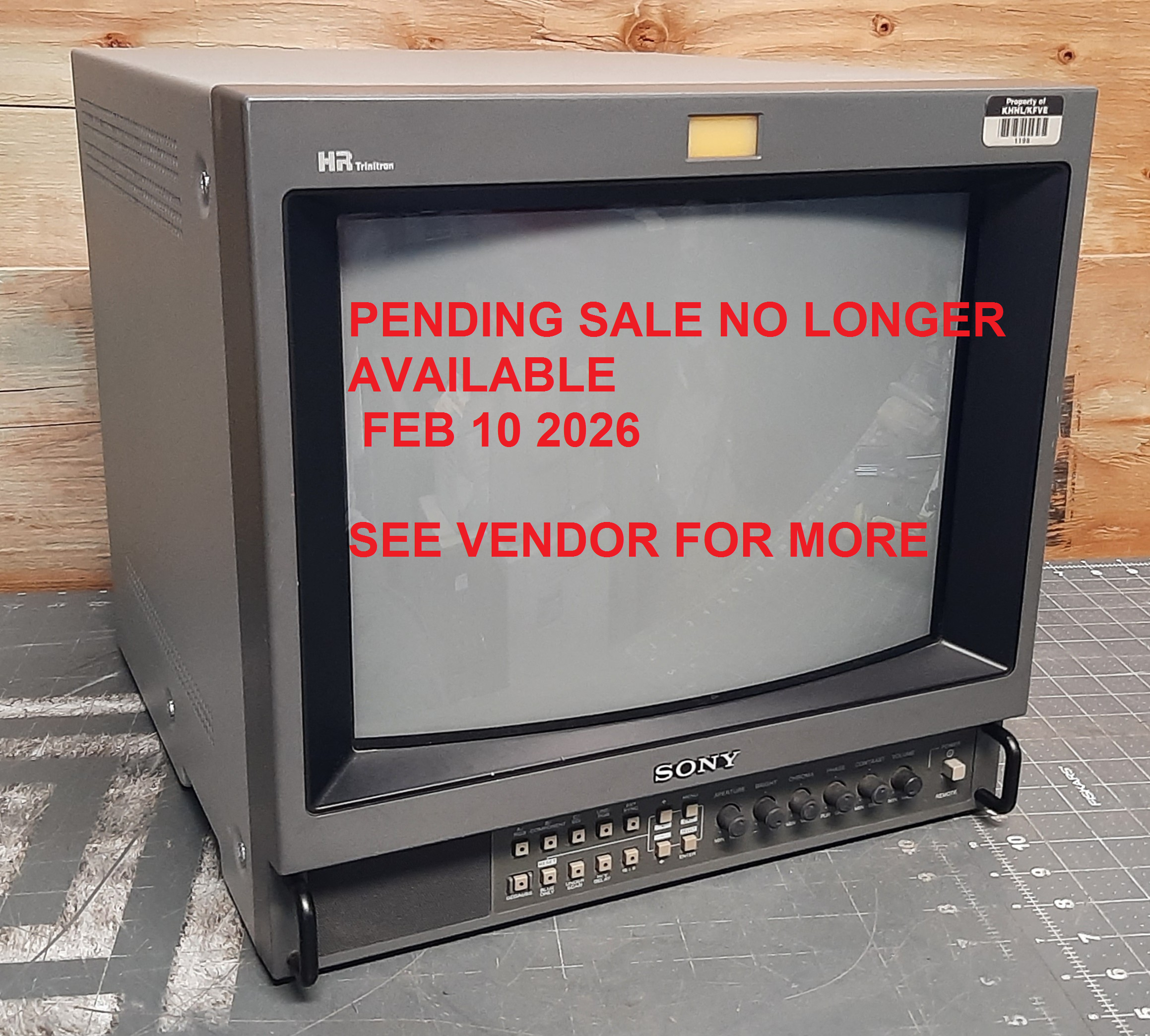 Sony Trinitron Color Video Monitor Model PVM-1354Q AC120V 50/60Hz 13" !