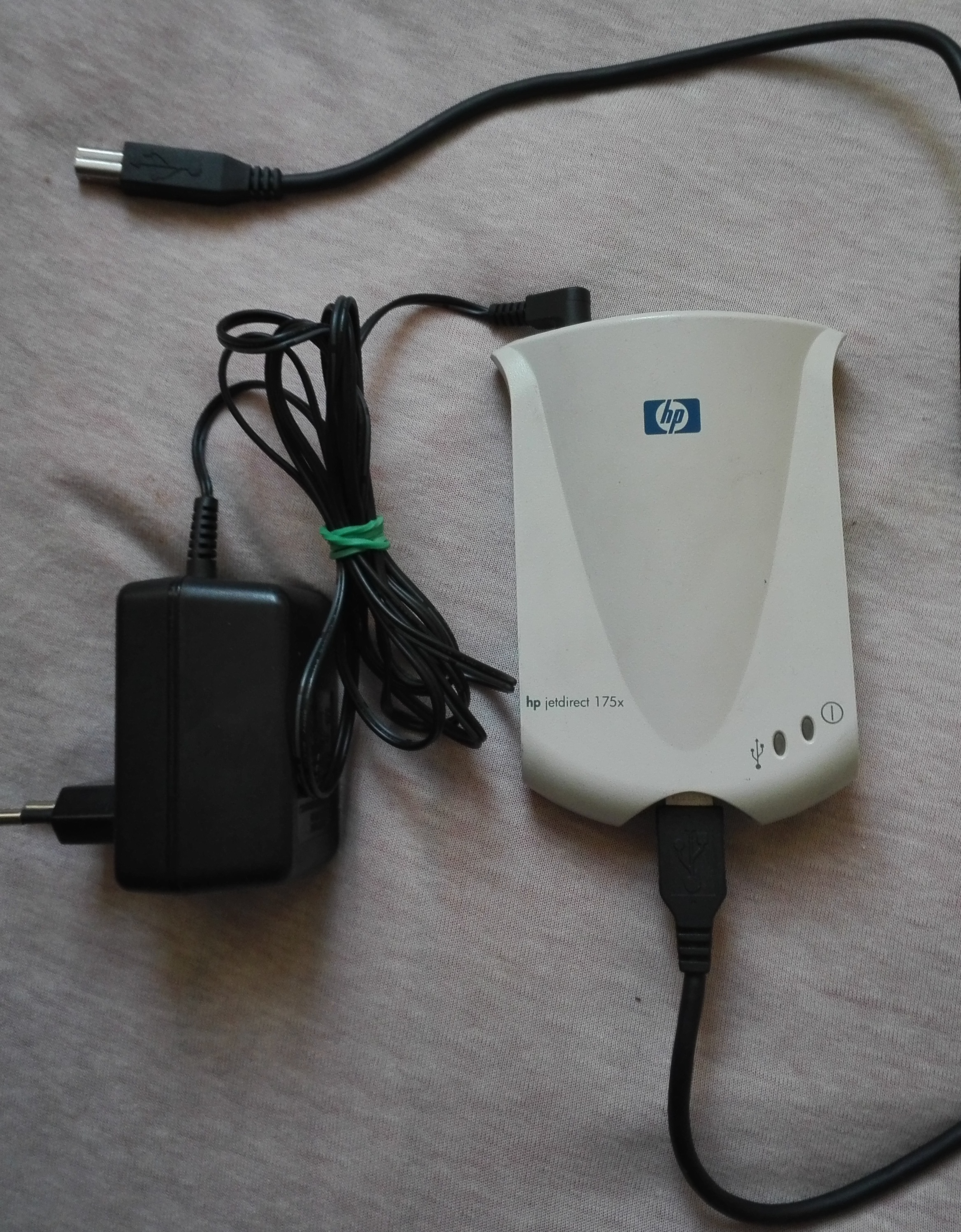 HP J6035D HP JetDirect 175X External Print Server - Has one 4-pin USB Conn