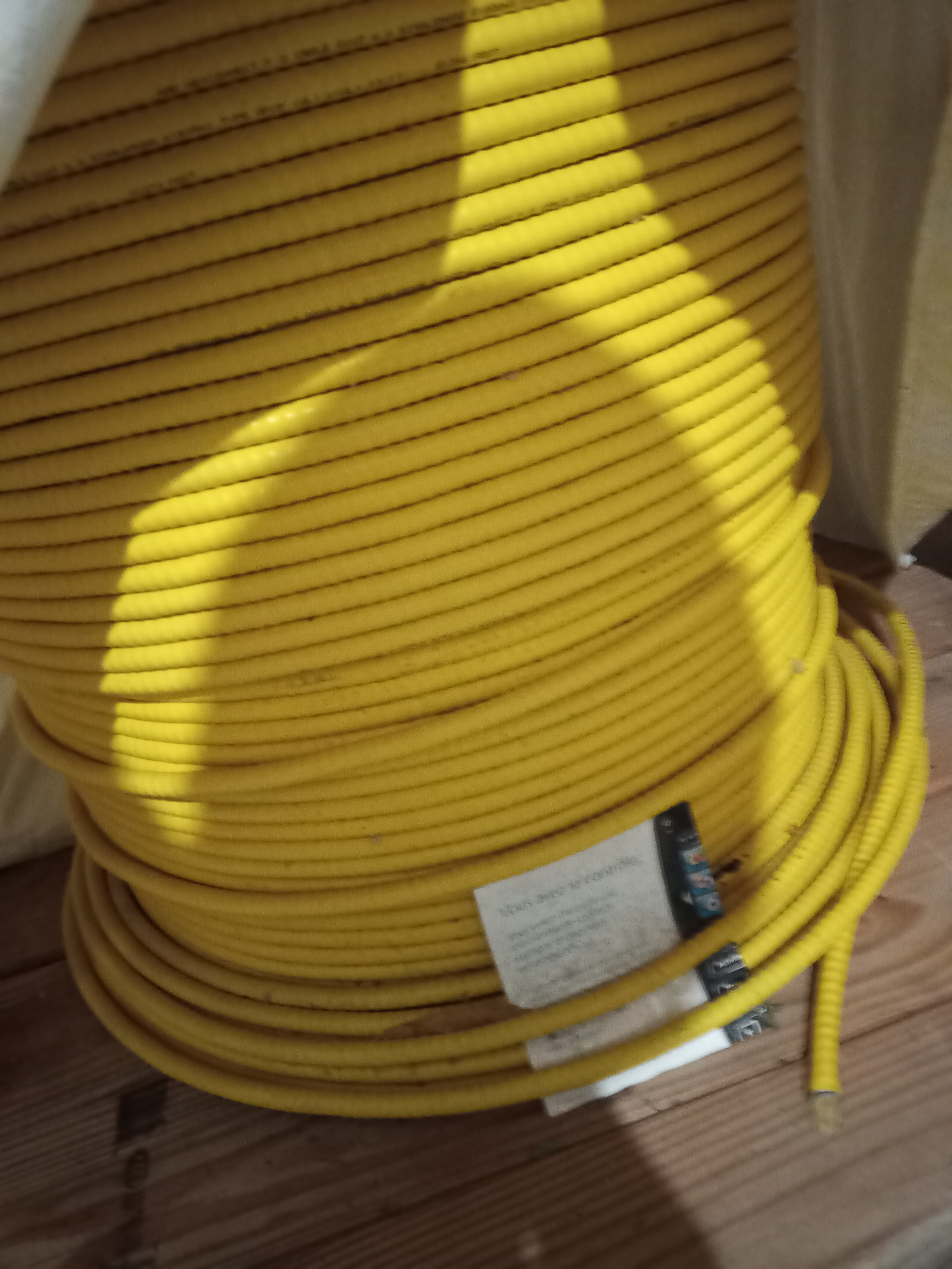 AMP NETCONNECT 6-Fiber Singlemode Plenum Cable (~1,200 ft) Spool